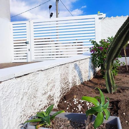 Al Meriggio Apartments Brucoli Luaran gambar