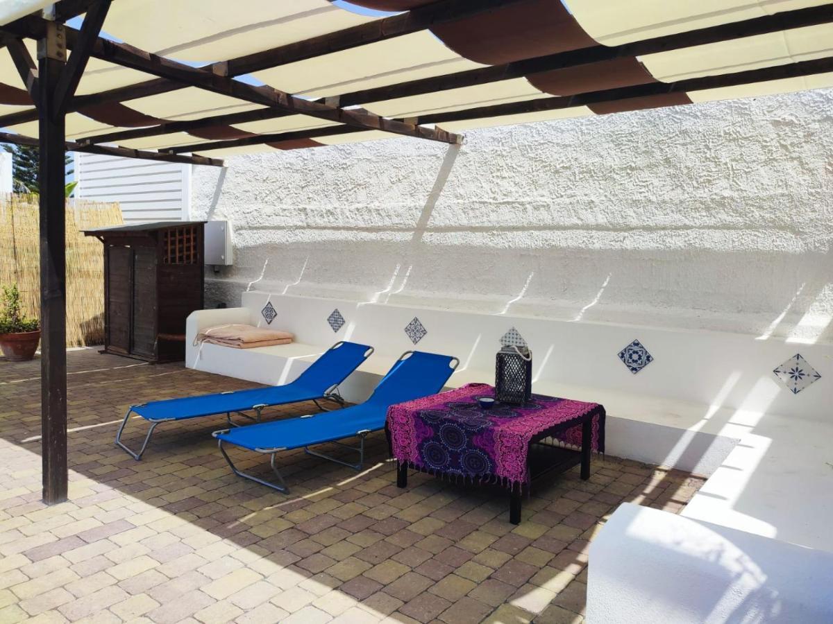 Al Meriggio Apartments Brucoli Luaran gambar