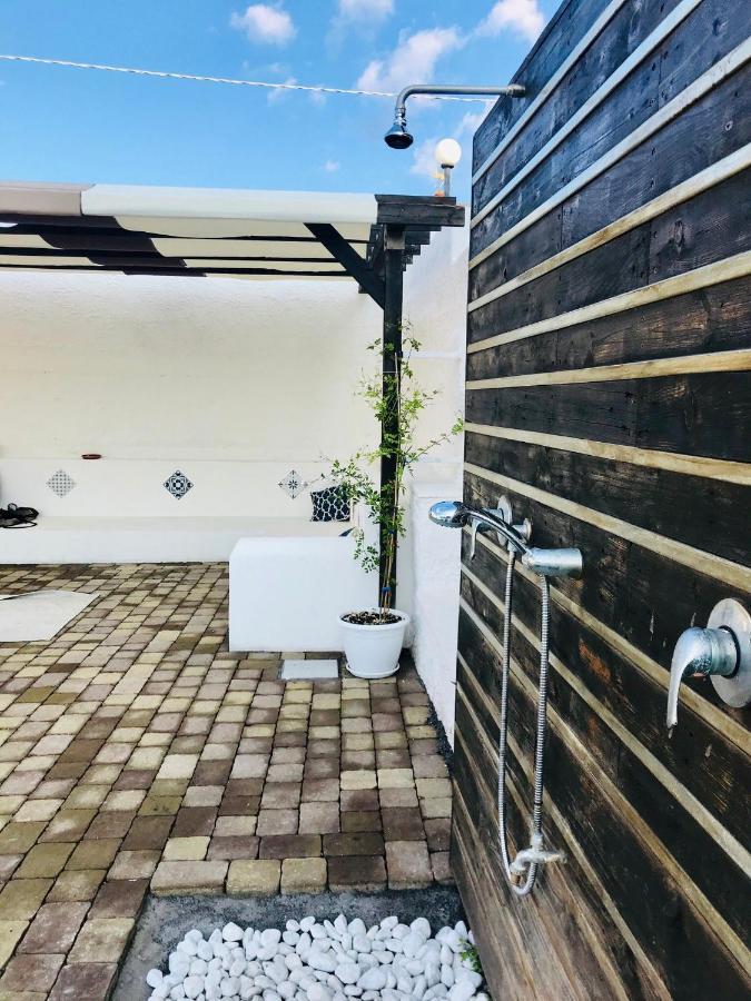 Al Meriggio Apartments Brucoli Luaran gambar